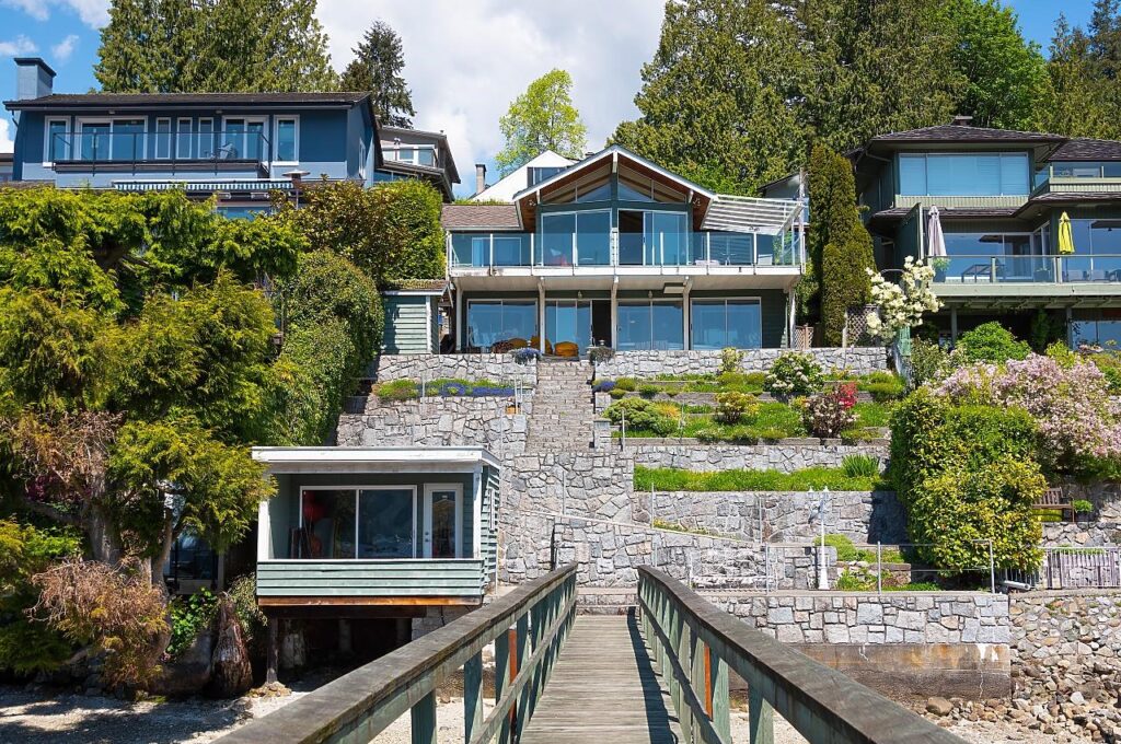 4699 Strathcona Place