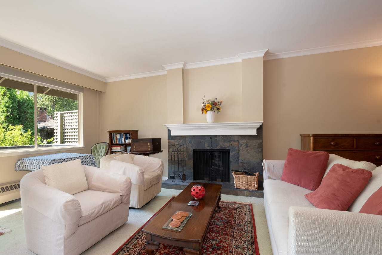 505-235 Keith Road