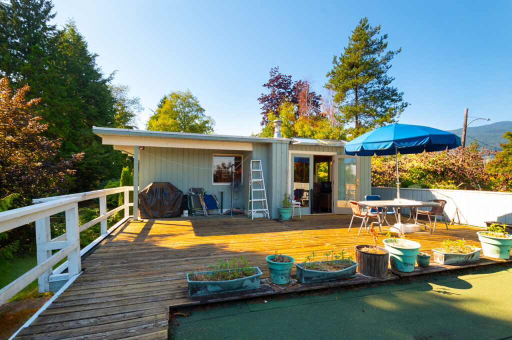 2079 Floralynn Crescent