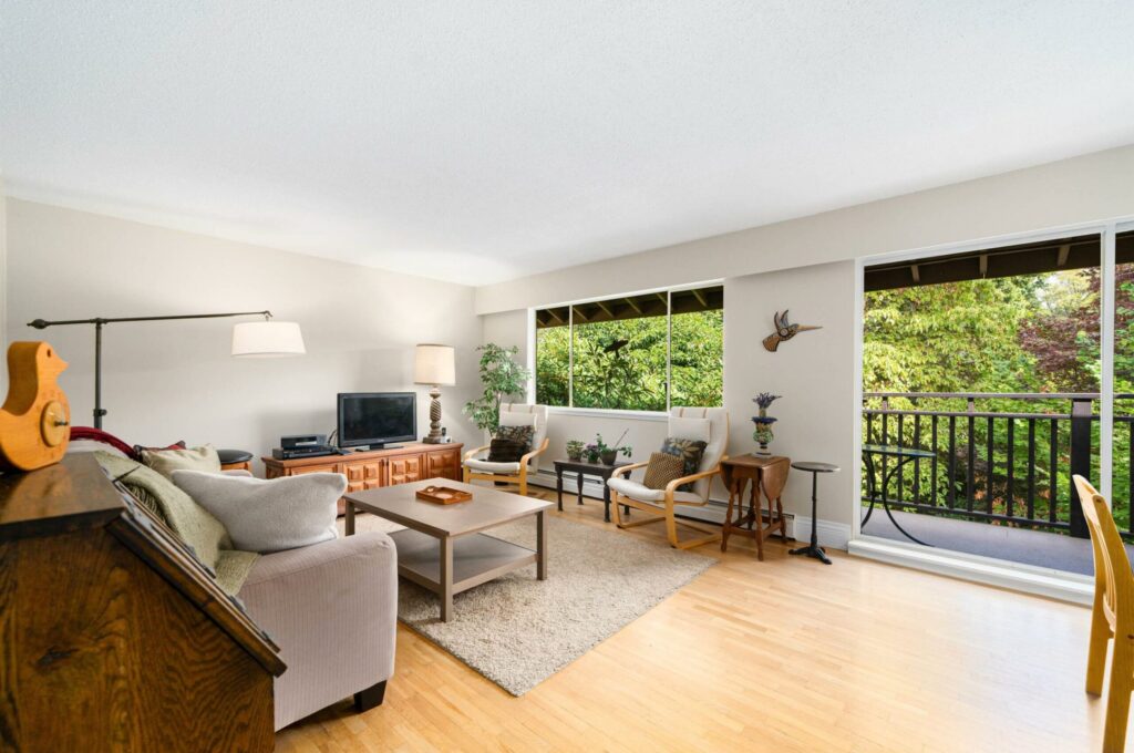 1104-555 W 28th Street
