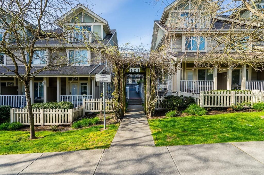 12-621 Langside Avenue