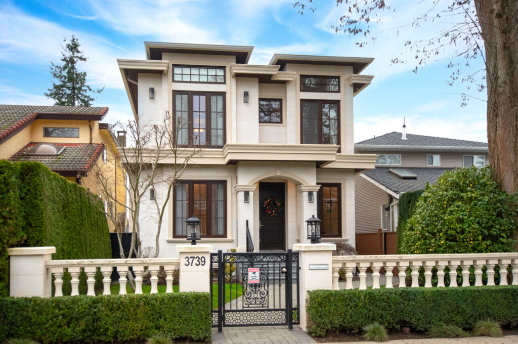 3739 W 24th Ave