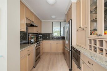 901-1930 Bellevue Ave