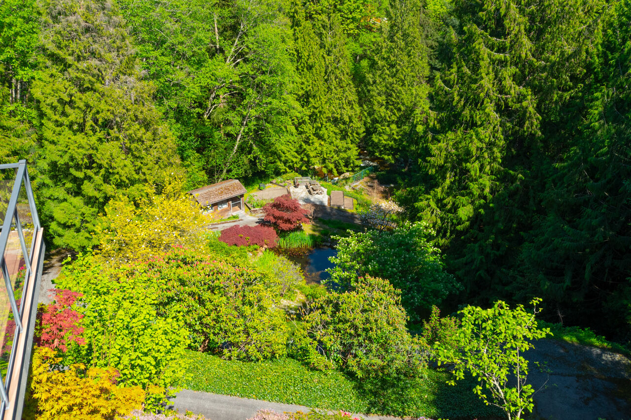 4228 Rockridge Crescent