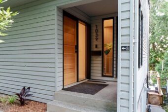 1039 W Keith Road