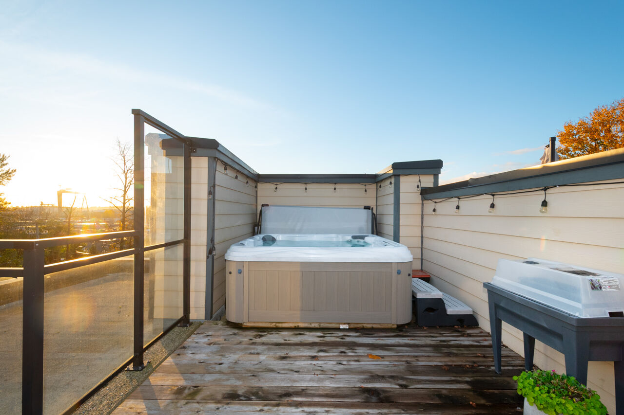 417 733 W 14th Street