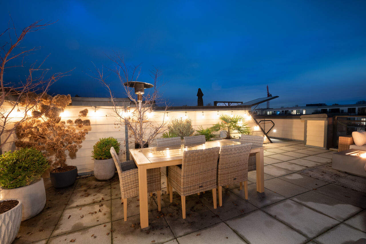 417 733 W 14th Street