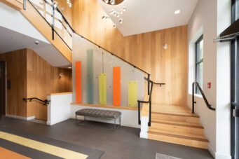 417 733 W 14th Street