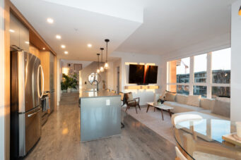 417 733 W 14th Street