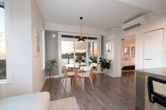 417 733 W 14th Street