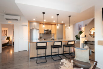 417 733 W 14th Street