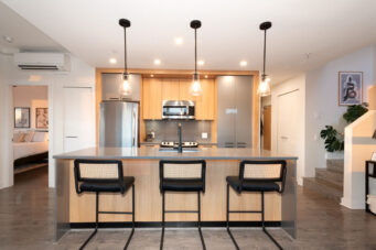 417 733 W 14th Street