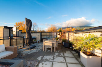 417 733 W 14th Street