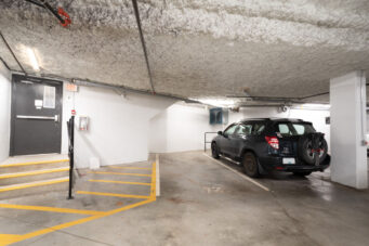 417 733 W 14th Street