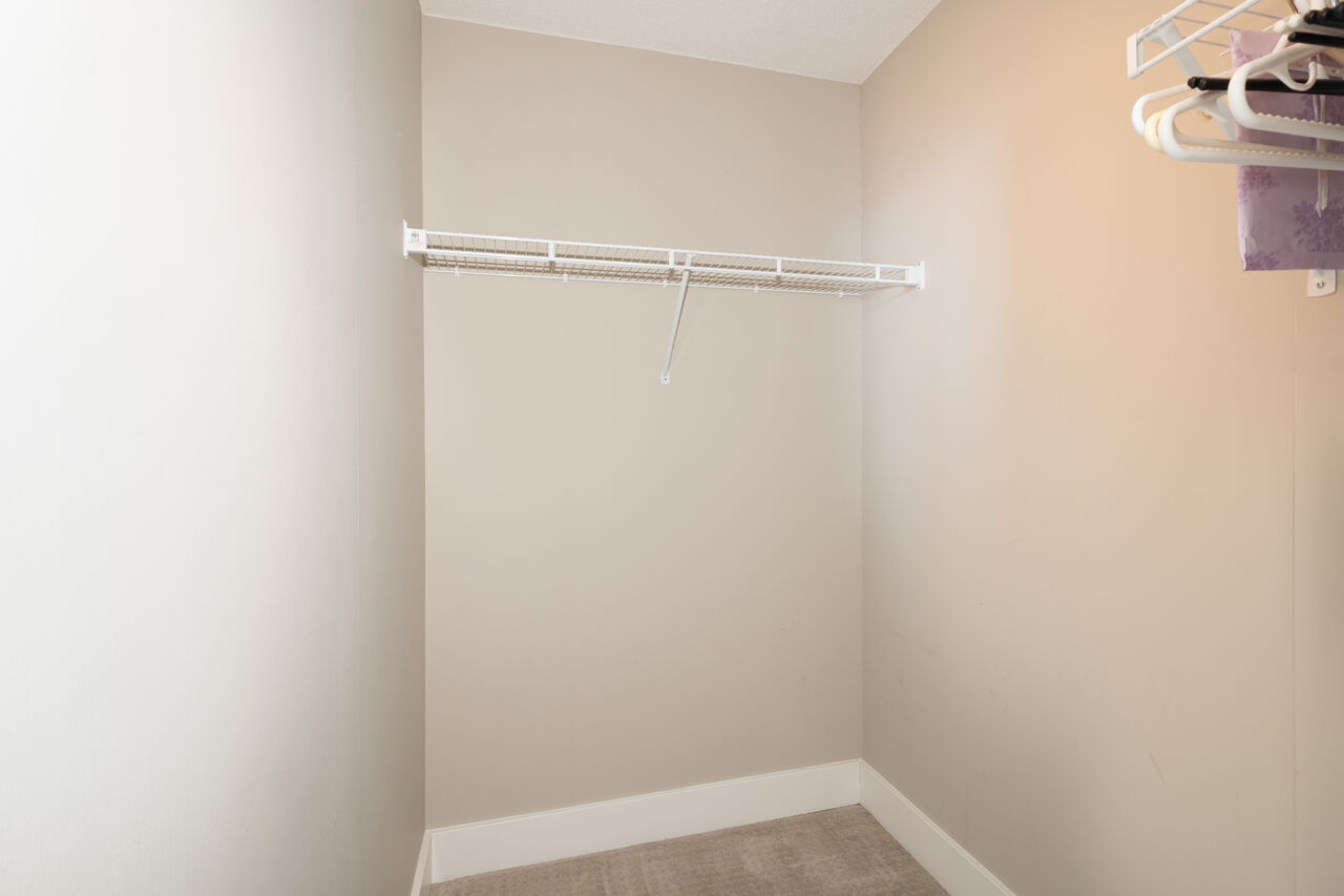 3009-4189 Halifax St