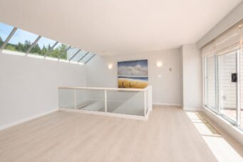 210 2274 Folkestone Way