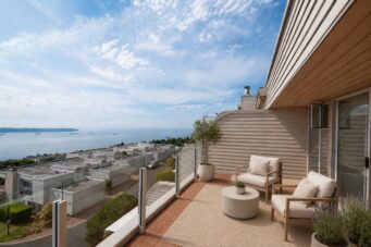 210 2274 Folkestone Way