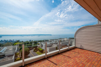 210 2274 Folkestone Way