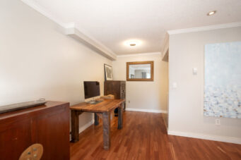 112 2250 Oxford St