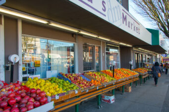 112 2250 Oxford St