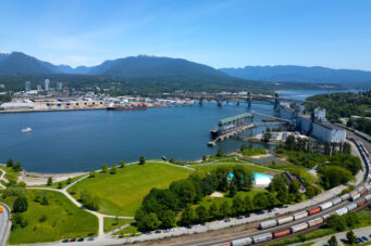 112 2250 Oxford St